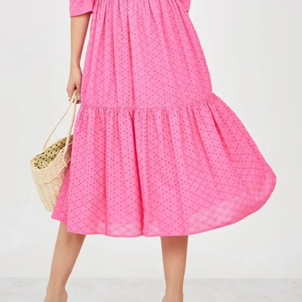 100% cotton embroidered puff sleeve tiered dress - Picture 3 of 5